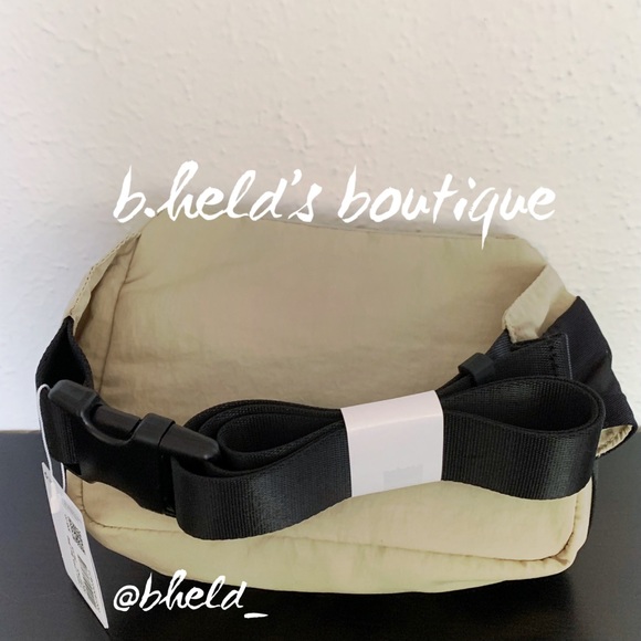 lululemon Clean Lines Belt Bag in Trench Tan Neutral One Size (2L) Brand New NWT - Picture 2 of 15